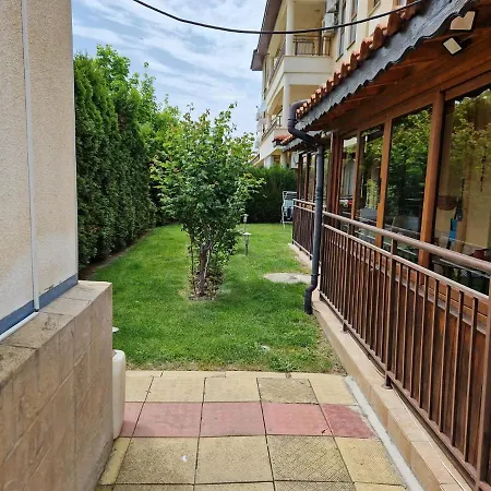 Aqua Dreams A4, Sveti Vlas , A Much Sought After Complex. *