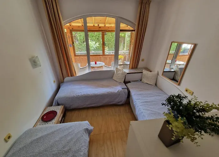 Aqua Dreams A4, Sveti Vlas , A Much Sought After Complex.