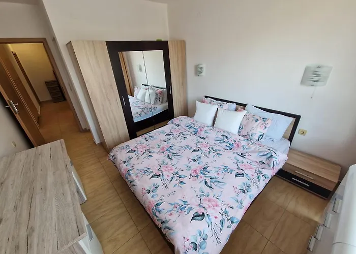 Aqua Dreams A4, Sveti Vlas , A Much Sought After Complex.